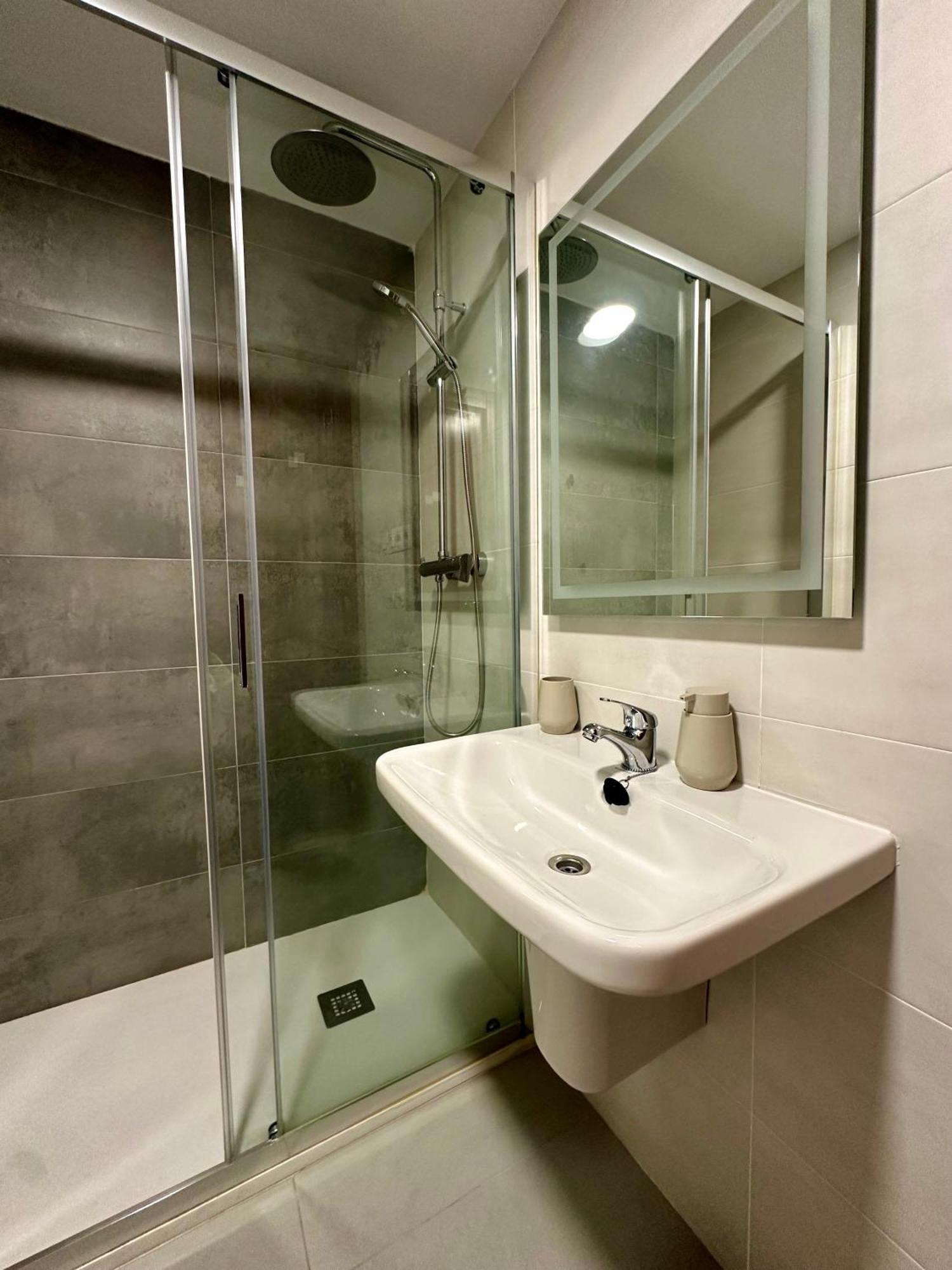Habitacion Confort Centro Para 2 Personas Granada Eksteriør billede